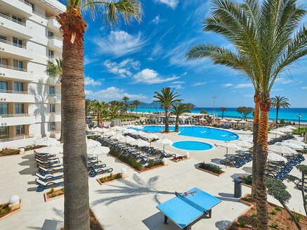 Hipotel-Mercedes-Jpeg